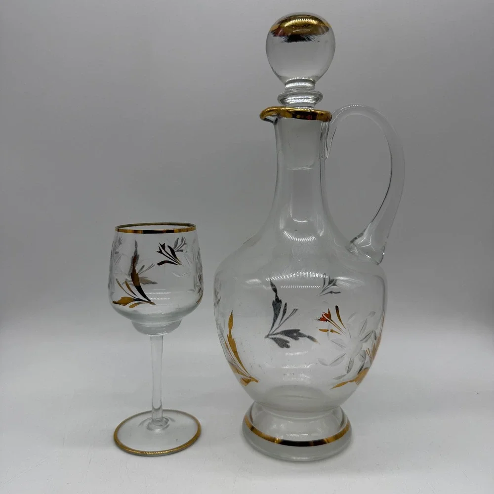 Vintage Etched Glass Decanter and Wine Glass Set Gold Silver‎ Leaf Floral Design